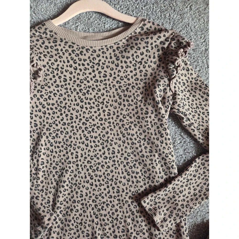 H&m girls outfit size 6-7‎